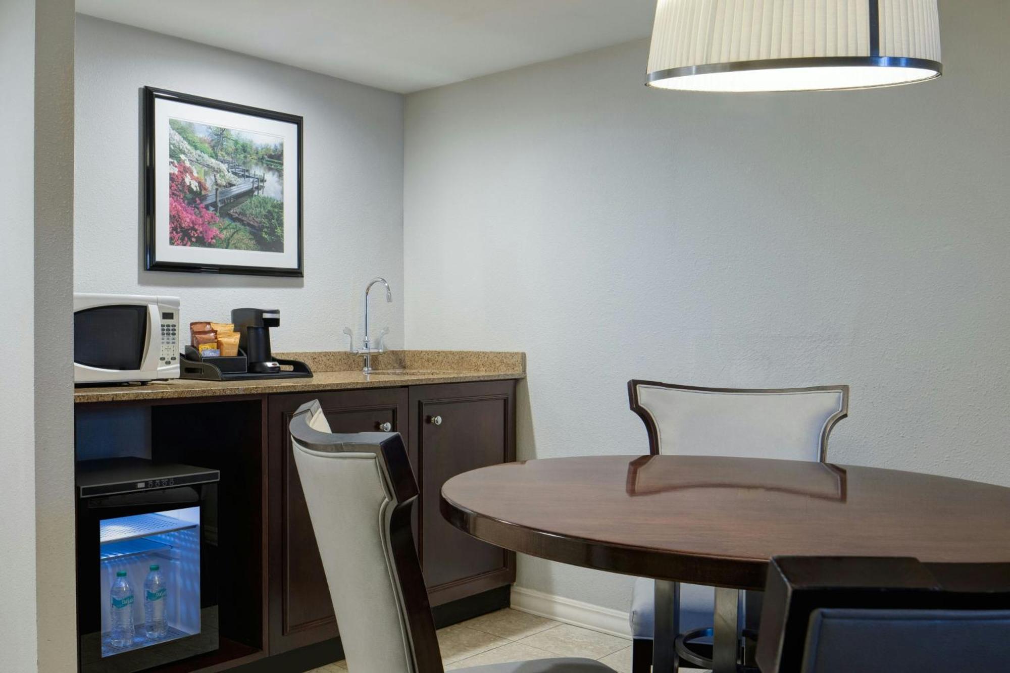 Sheraton Westport Lakeside Chalet Maryland Heights Esterno foto