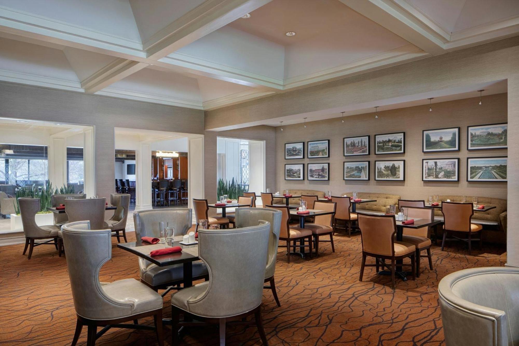 Sheraton Westport Lakeside Chalet Maryland Heights Esterno foto