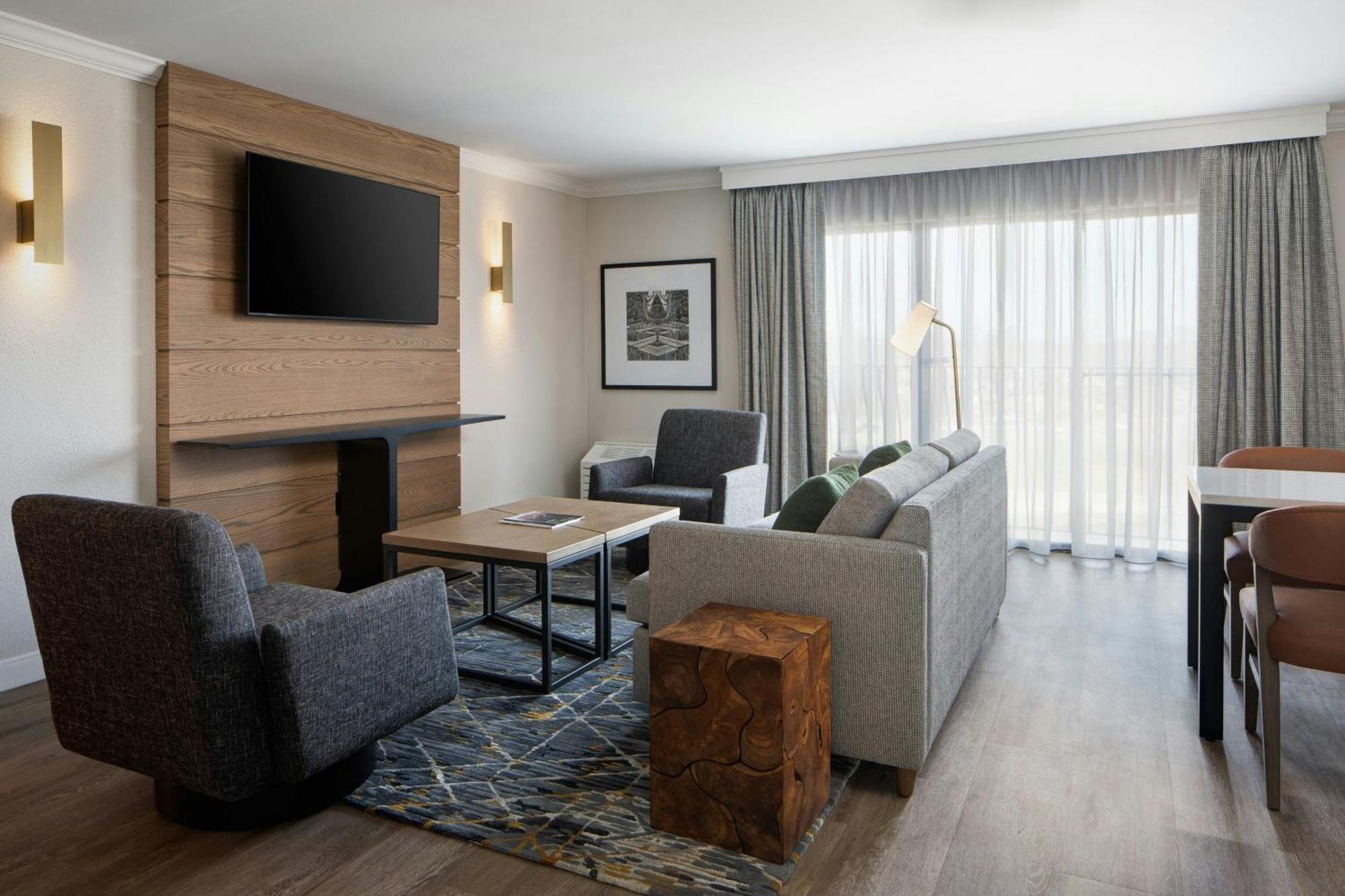 Sheraton Westport Lakeside Chalet Maryland Heights Esterno foto
