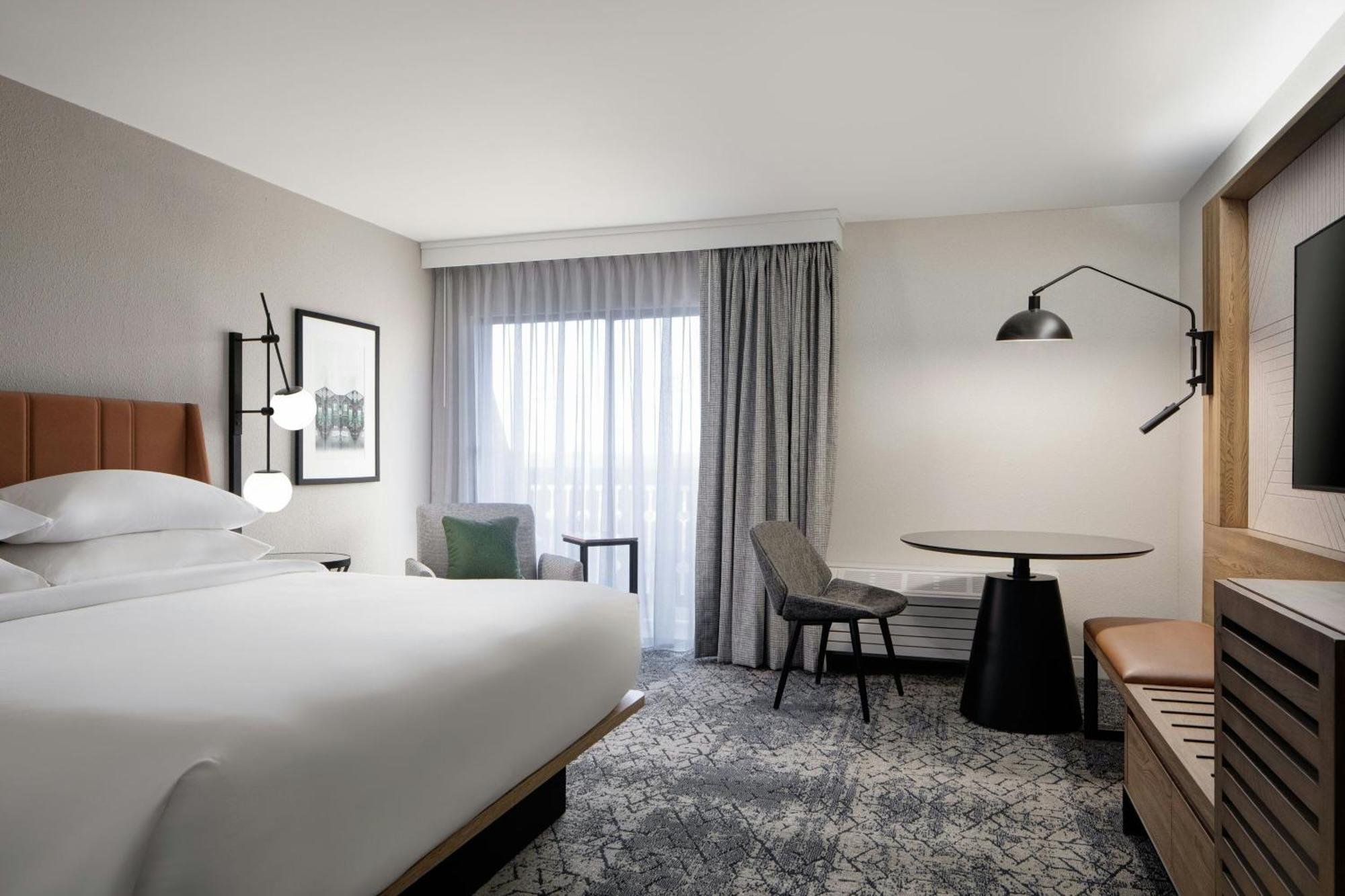 Sheraton Westport Lakeside Chalet Maryland Heights Esterno foto