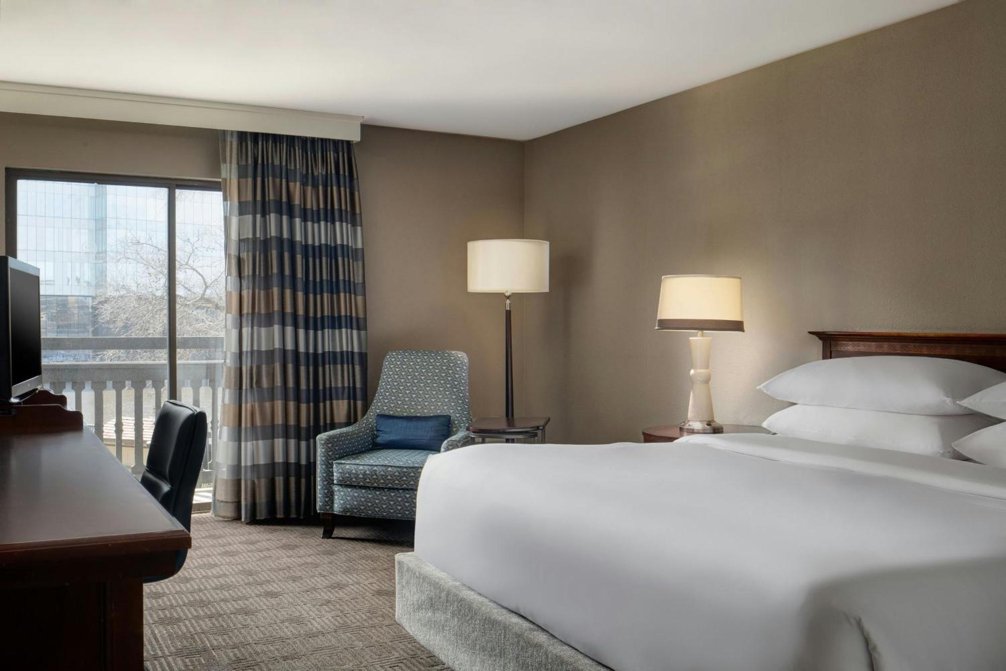 Sheraton Westport Lakeside Chalet Maryland Heights Esterno foto