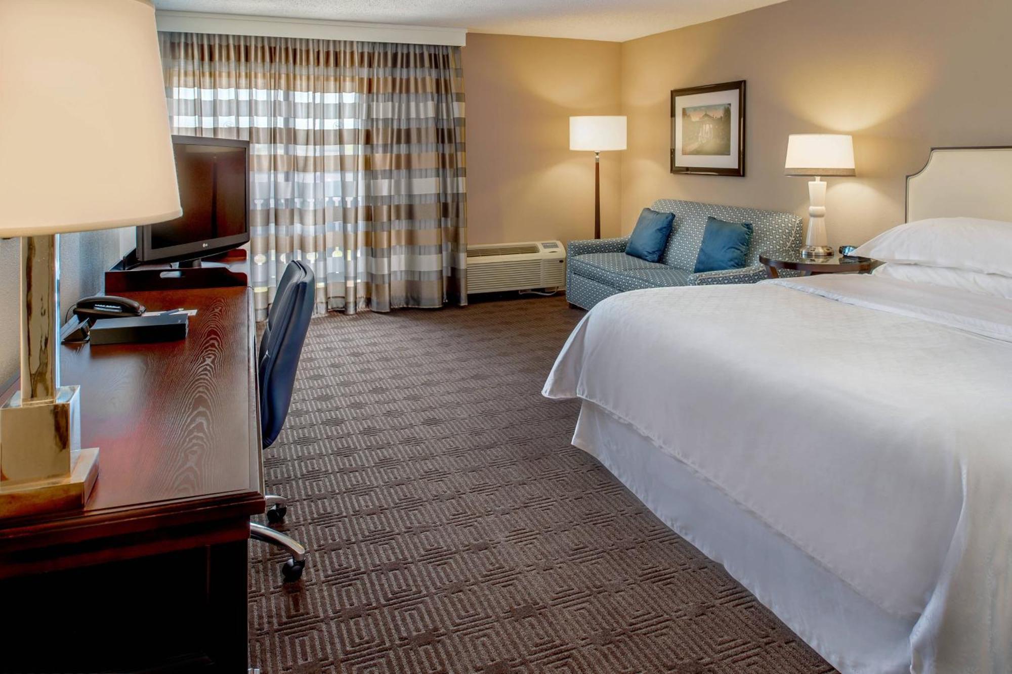 Sheraton Westport Lakeside Chalet Maryland Heights Esterno foto