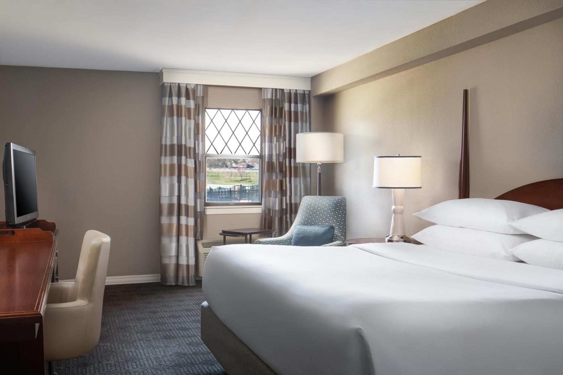 Sheraton Westport Lakeside Chalet Maryland Heights Esterno foto